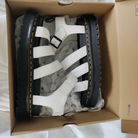 COPY - White Sandals - Picture 1 of 2